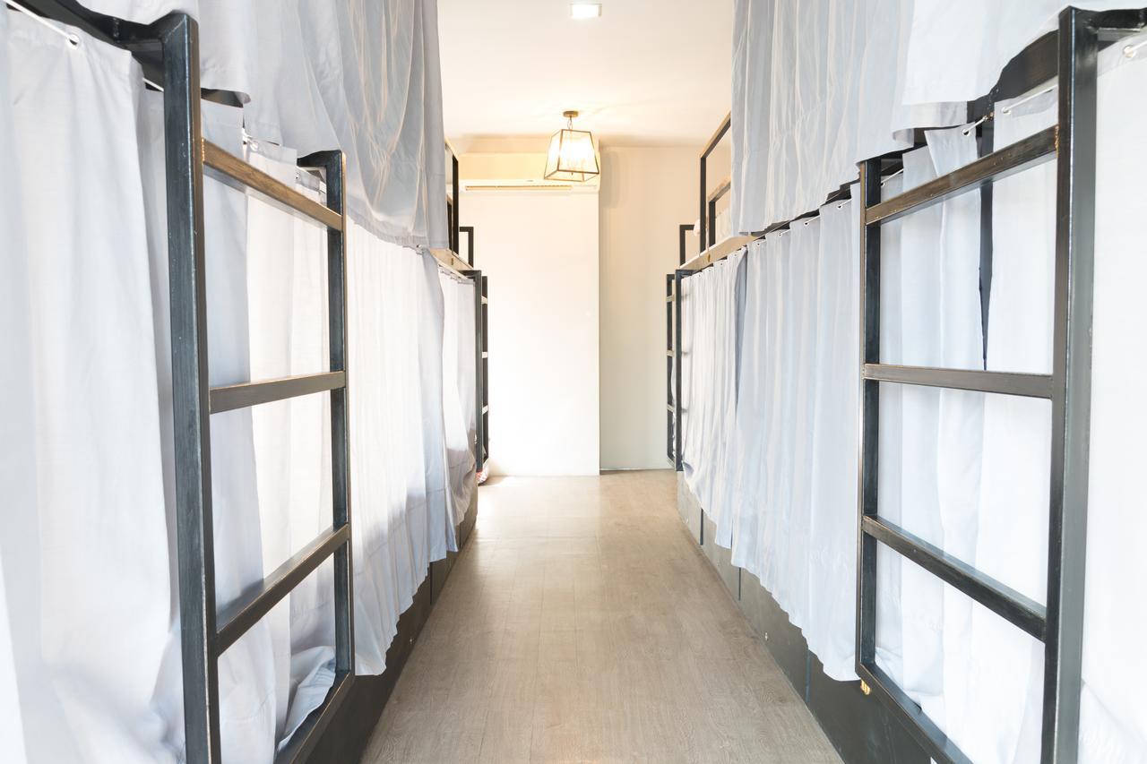 Iris Hostel Чиангмай Екстериор снимка